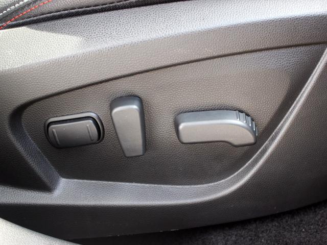 アルカナ ルノー スポール ラインE-テックハイブリッド 禁煙車 アダプティブクルーズコントロール 360°カメラ 電動ハーフレザーシート&ヒーター ブラインドスポットモニター レーンキープアシスト ハンズフリーアクセス アップルカープレイアンドロイドオート(14枚目)