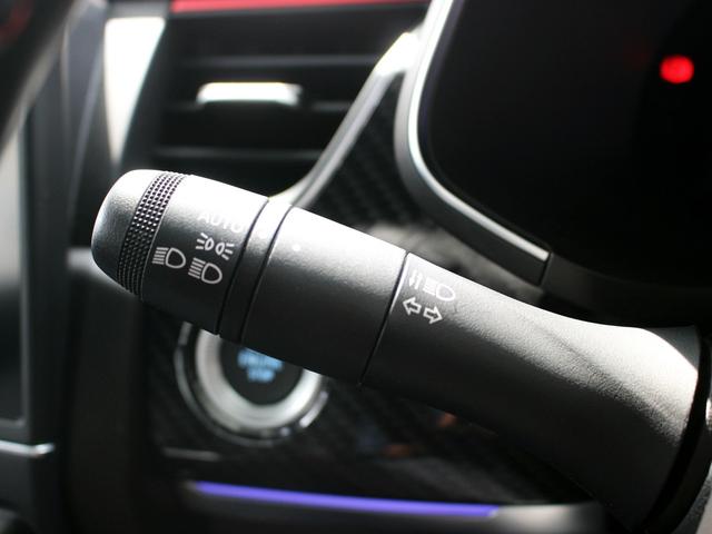 アルカナ ルノー スポール ラインE-テックハイブリッド 禁煙車 アダプティブクルーズコントロール 360°カメラ 電動ハーフレザーシート&ヒーター ブラインドスポットモニター レーンキープアシスト ハンズフリーアクセス アップルカープレイアンドロイドオート(40枚目)