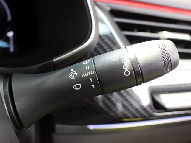 アルカナ ルノー スポール ラインE-テックハイブリッド 禁煙車 アダプティブクルーズコントロール 360°カメラ 電動ハーフレザーシート&ヒーター ブラインドスポットモニター レーンキープアシスト ハンズフリーアクセス アップルカープレイアンドロイドオート(41枚目)