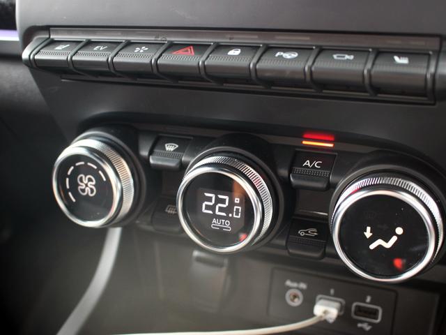 アルカナ ルノー スポール ラインE-テックハイブリッド 禁煙車 アダプティブクルーズコントロール 360°カメラ 電動ハーフレザーシート&ヒーター ブラインドスポットモニター レーンキープアシスト ハンズフリーアクセス アップルカープレイアンドロイドオート(47枚目)