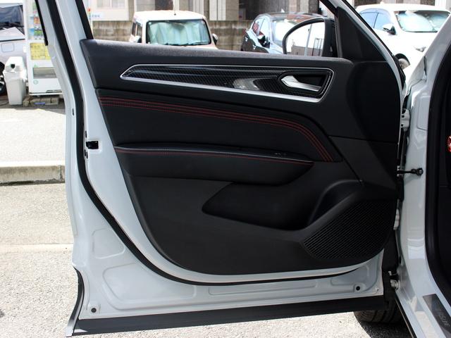 アルカナ ルノー スポール ラインE-テックハイブリッド 禁煙車 アダプティブクルーズコントロール 360°カメラ 電動ハーフレザーシート&ヒーター ブラインドスポットモニター レーンキープアシスト ハンズフリーアクセス アップルカープレイアンドロイドオート(60枚目)