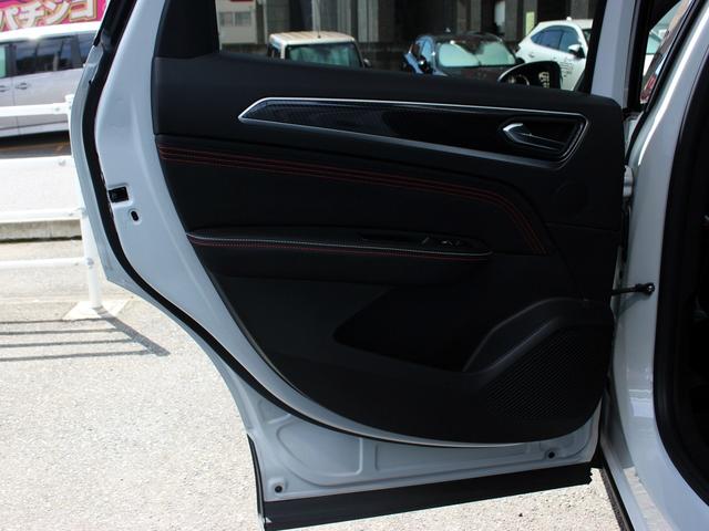 アルカナ ルノー スポール ラインE-テックハイブリッド 禁煙車 アダプティブクルーズコントロール 360°カメラ 電動ハーフレザーシート&ヒーター ブラインドスポットモニター レーンキープアシスト ハンズフリーアクセス アップルカープレイアンドロイドオート(61枚目)