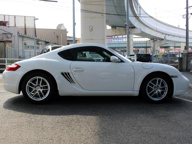 PORSCHE CAYMAN BASE GRADE