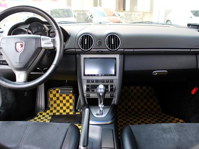 PORSCHE CAYMAN BASE GRADE