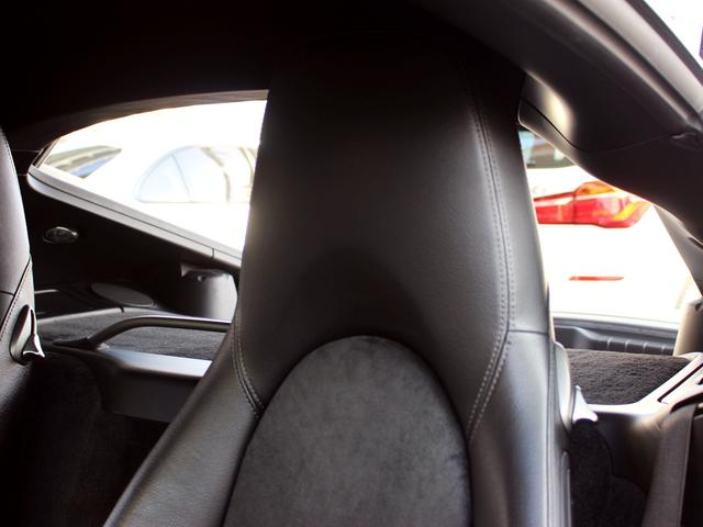 PORSCHE CAYMAN BASE GRADE