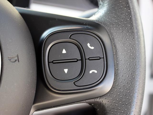 アバルト595 ベースグレード 禁煙車 アップルカープレイ・アンドロイドオート接続 キセノンライト LEDデイタイムランニングライト 純正前後ドライブレコーダー 純正16インチアルミホイール アルミペダル・DASHアルミフットレスト(33枚目)