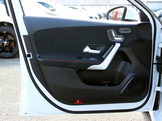 Ａクラスセダン Ａ２５０　４マチックセダン　ＡＭＧライン　禁煙車　パノラマサンルーフ　レーダーセーフティパッケージ　純正ナビゲーション　バックカメラＴＶ　ＡＣＣ　ＢＳＭ　ＬＥＤヘッドライト　パワーシート＆ヒーター　キーレスゴー　アクティブパーキングアシスト（60枚目）