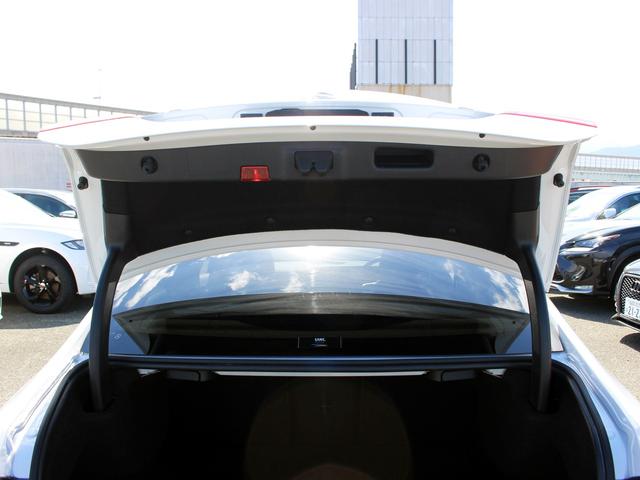 Ａクラスセダン Ａ２５０　４マチックセダン　ＡＭＧライン　禁煙車　パノラマサンルーフ　レーダーセーフティパッケージ　純正ナビゲーション　バックカメラＴＶ　ＡＣＣ　ＢＳＭ　ＬＥＤヘッドライト　パワーシート＆ヒーター　キーレスゴー　アクティブパーキングアシスト（64枚目）