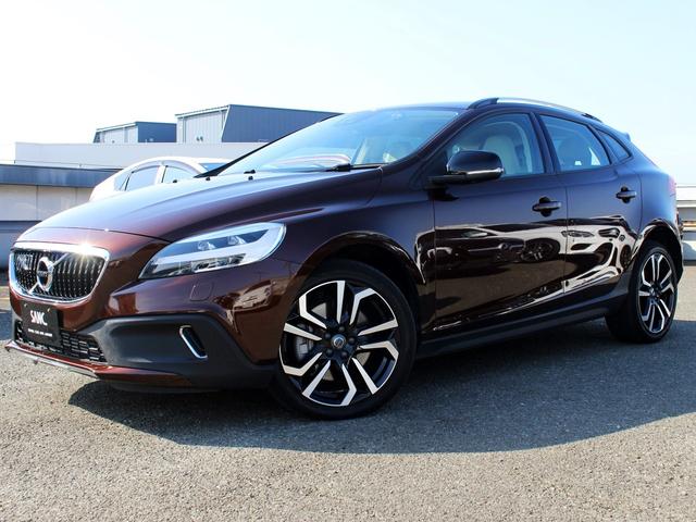 Ｖ４０ クロスカントリー　Ｔ５　ＡＷＤ　モメンタム　禁煙車　純正ナビゲーション　バックカメラ　ＴＶ　アダプティブクルーズコントロール　ブラインドスポットモニター　レーンキーピングエイド　フルＬＥＤヘッドライト　デイタイムランニングライト　シートヒーター（28枚目）