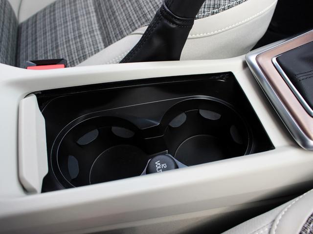 Ｖ４０ クロスカントリー　Ｔ５　ＡＷＤ　モメンタム　禁煙車　純正ナビゲーション　バックカメラ　ＴＶ　アダプティブクルーズコントロール　ブラインドスポットモニター　レーンキーピングエイド　フルＬＥＤヘッドライト　デイタイムランニングライト　シートヒーター（44枚目）