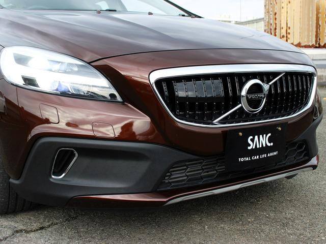 Ｖ４０ クロスカントリー　Ｔ５　ＡＷＤ　モメンタム　禁煙車　純正ナビゲーション　バックカメラ　ＴＶ　アダプティブクルーズコントロール　ブラインドスポットモニター　レーンキーピングエイド　フルＬＥＤヘッドライト　デイタイムランニングライト　シートヒーター（69枚目）