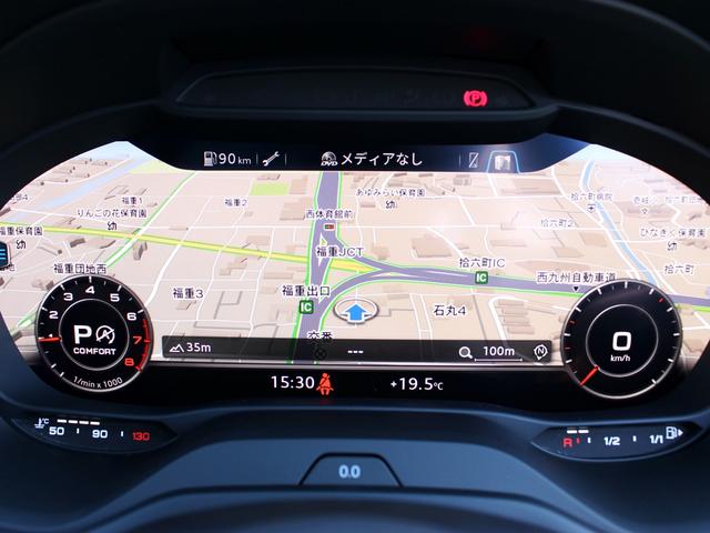 AUDI Q2 HASHTAG CONTRAST STYLING