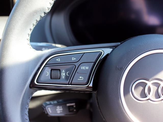 AUDI Q2 HASHTAG CONTRAST STYLING