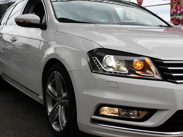 パサートヴァリアント Rラインエディション 禁煙車 買取車 純正ナビゲーションシステム バックカメラ TV 電動レザーシート&ヒーター バイキセノンヘッドライト 純正18インチアルミホイール アイドリングストップ クルーズコントロール ETC(15枚目)