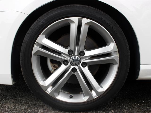 パサートヴァリアント Rラインエディション 禁煙車 買取車 純正ナビゲーションシステム バックカメラ TV 電動レザーシート&ヒーター バイキセノンヘッドライト 純正18インチアルミホイール アイドリングストップ クルーズコントロール ETC(18枚目)