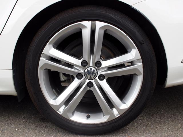 パサートヴァリアント Rラインエディション 禁煙車 買取車 純正ナビゲーションシステム バックカメラ TV 電動レザーシート&ヒーター バイキセノンヘッドライト 純正18インチアルミホイール アイドリングストップ クルーズコントロール ETC(19枚目)