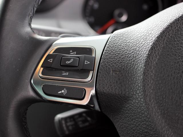 パサートヴァリアント Rラインエディション 禁煙車 買取車 純正ナビゲーションシステム バックカメラ TV 電動レザーシート&ヒーター バイキセノンヘッドライト 純正18インチアルミホイール アイドリングストップ クルーズコントロール ETC(32枚目)