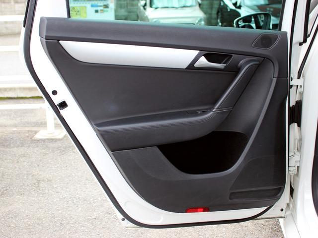 パサートヴァリアント Rラインエディション 禁煙車 買取車 純正ナビゲーションシステム バックカメラ TV 電動レザーシート&ヒーター バイキセノンヘッドライト 純正18インチアルミホイール アイドリングストップ クルーズコントロール ETC(59枚目)