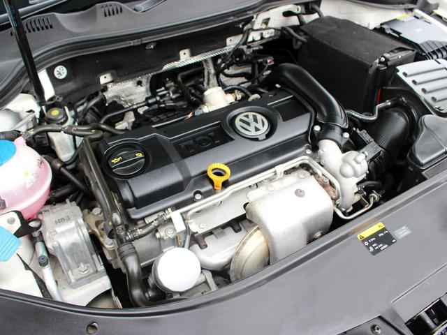 パサートヴァリアント Rラインエディション 禁煙車 買取車 純正ナビゲーションシステム バックカメラ TV 電動レザーシート&ヒーター バイキセノンヘッドライト 純正18インチアルミホイール アイドリングストップ クルーズコントロール ETC(69枚目)