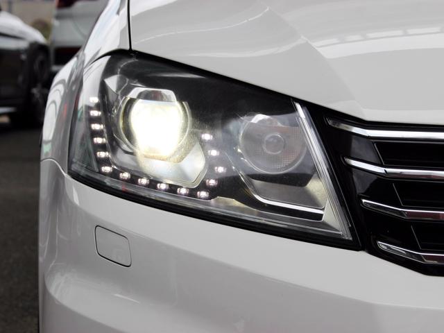 パサートヴァリアント Rラインエディション 禁煙車 買取車 純正ナビゲーションシステム バックカメラ TV 電動レザーシート&ヒーター バイキセノンヘッドライト 純正18インチアルミホイール アイドリングストップ クルーズコントロール ETC(70枚目)