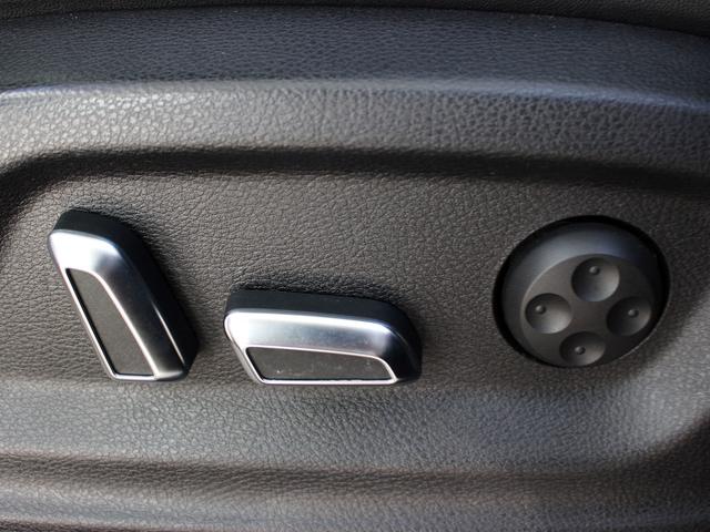 Q5 2.0TFSIクワトロ 禁煙車 パワーリアゲート MMIナビゲーション バックカメラ TV サイドビューカメラ 電動ハーフレザーシート アドバンストキー バイキセノンヘッドライト ヒルディセントコントロール パーキングエイド(54枚目)