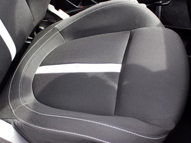 アバルト500 ベースグレード 禁煙車 キセノンヘッドライト フォグライト ヘッドライトウォッシャー リアパーキングセンサー ETC スポーツモード オートエアコン パドルスイッチ ウインドウバイザー 純正16インチアルミホイール(8枚目)