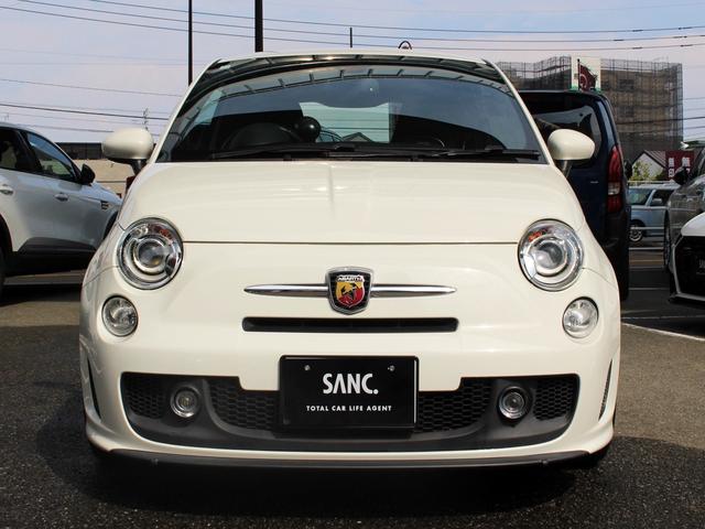 アバルト500 ベースグレード 禁煙車 キセノンヘッドライト フォグライト ヘッドライトウォッシャー リアパーキングセンサー ETC スポーツモード オートエアコン パドルスイッチ ウインドウバイザー 純正16インチアルミホイール(24枚目)