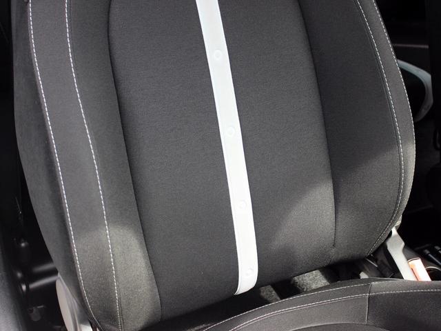 アバルト500 ベースグレード 禁煙車 キセノンヘッドライト フォグライト ヘッドライトウォッシャー リアパーキングセンサー ETC スポーツモード オートエアコン パドルスイッチ ウインドウバイザー 純正16インチアルミホイール(46枚目)