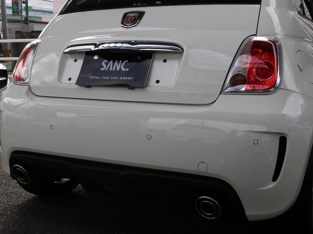 アバルト500 ベースグレード 禁煙車 キセノンヘッドライト フォグライト ヘッドライトウォッシャー リアパーキングセンサー ETC スポーツモード オートエアコン パドルスイッチ ウインドウバイザー 純正16インチアルミホイール(72枚目)