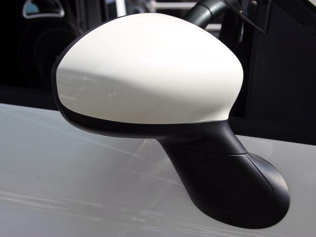 アバルト500 ベースグレード 禁煙車 キセノンヘッドライト フォグライト ヘッドライトウォッシャー リアパーキングセンサー ETC スポーツモード オートエアコン パドルスイッチ ウインドウバイザー 純正16インチアルミホイール(79枚目)