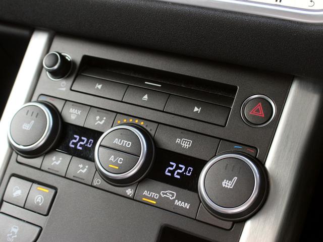 レンジローバーイヴォーク フリースタイル 禁煙車 純正ナビゲーション フロント・サイド・バックカメラ TV ハーフレザーシート&ヒーター パワーリアゲート MERIDIANサウンドシステム LEDヘッドライト レーンキープアシスト ETC(8枚目)