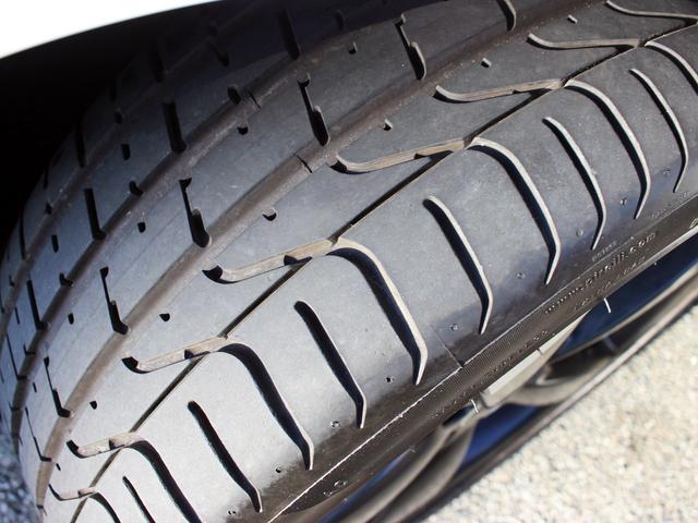 RS Q3 ベースグレード 禁煙車 ダイヤモンドステッチレザーシート パワーシート&ヒーター オートマチックテールゲート 20インチアルミホイール アシスタンスパッケージ BOSEサウンドシステム MMIナビゲーション TV(23枚目)