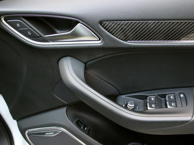 RS Q3 ベースグレード 禁煙車 ダイヤモンドステッチレザーシート パワーシート&ヒーター オートマチックテールゲート 20インチアルミホイール アシスタンスパッケージ BOSEサウンドシステム MMIナビゲーション TV(70枚目)