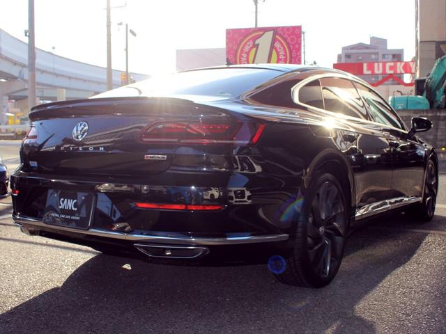 アルテオン ＴＳＩ　４モーション　Ｒラインアドバンス　禁煙車　ディスカバープロナビゲーション　ＴＶ　３６０°カメラ　アクティブインフォディスプレイ　ＤＣＣ　ＡＣＣ　ＢＳＭ　ＨＵＤ　電動レザーシート＆ヒーター　リアシートｊヒーター　パワーリアハッチ（7枚目）