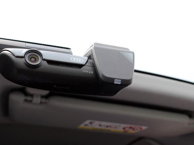 純正ドライブレコーダーを前後に装備しております。詳しくはフリーコール００７８−６０４１−９７６７までお電話下さい