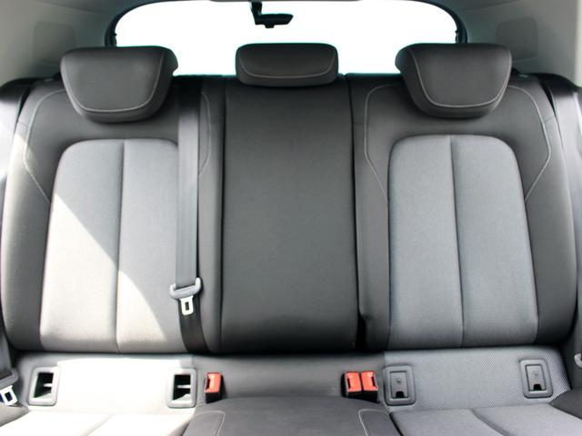 家族や友人を乗せても快適に過ごして頂けるリアシートです。詳しくはフリーコール００７８−６０４１−９７６７までお電話下さい