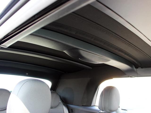 MINI クーパー コンバーチブル 禁煙車 ペッパーパッケージ 純正ナビゲーション バックカメラ シートヒーター LEDヘッドライト コンフォートアクセス インテリジェントセーフティ ユニオンジャックテールランプ アイドリングストップ(8枚目)