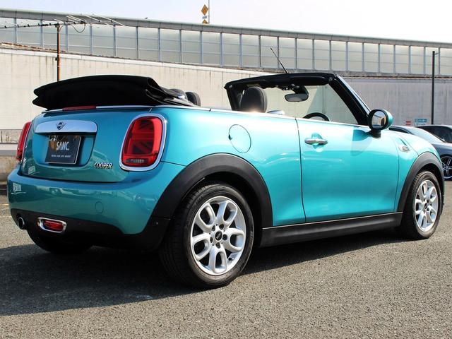 MINI クーパー コンバーチブル 禁煙車 ペッパーパッケージ 純正ナビゲーション バックカメラ シートヒーター LEDヘッドライト コンフォートアクセス インテリジェントセーフティ ユニオンジャックテールランプ アイドリングストップ(31枚目)
