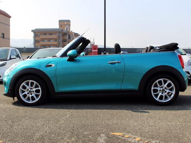 MINI クーパー コンバーチブル 禁煙車 ペッパーパッケージ 純正ナビゲーション バックカメラ シートヒーター LEDヘッドライト コンフォートアクセス インテリジェントセーフティ ユニオンジャックテールランプ アイドリングストップ(33枚目)