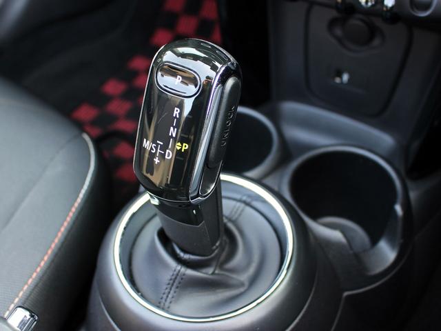 MINI クーパー コンバーチブル 禁煙車 ペッパーパッケージ 純正ナビゲーション バックカメラ シートヒーター LEDヘッドライト コンフォートアクセス インテリジェントセーフティ ユニオンジャックテールランプ アイドリングストップ(53枚目)