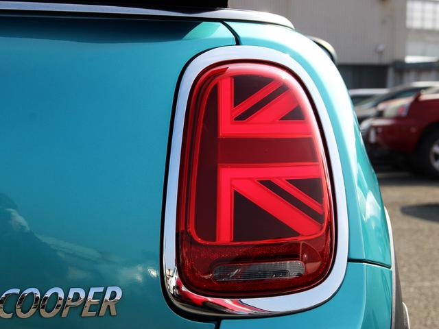MINI クーパー コンバーチブル 禁煙車 ペッパーパッケージ 純正ナビゲーション バックカメラ シートヒーター LEDヘッドライト コンフォートアクセス インテリジェントセーフティ ユニオンジャックテールランプ アイドリングストップ(73枚目)