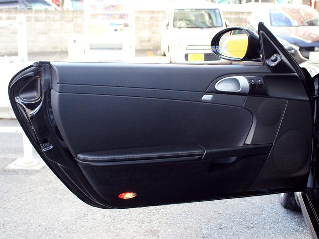 ケイマン S スポーツクロノパッケージ 禁煙車 純正ナビゲーション TV ブルートゥース レザーアルカンタラシート シートヒーター 電動リクライニング バイキセノンヘッドライト PASM 電動リアウイング ETC(54枚目)