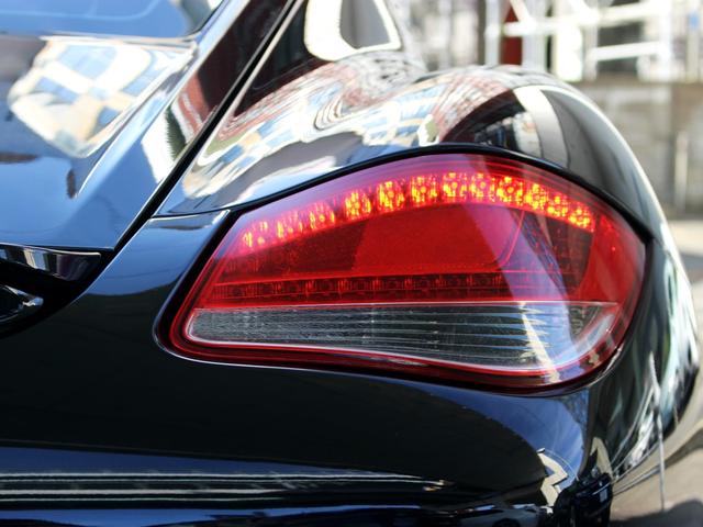 ケイマン S スポーツクロノパッケージ 禁煙車 純正ナビゲーション TV ブルートゥース レザーアルカンタラシート シートヒーター 電動リクライニング バイキセノンヘッドライト PASM 電動リアウイング ETC(68枚目)