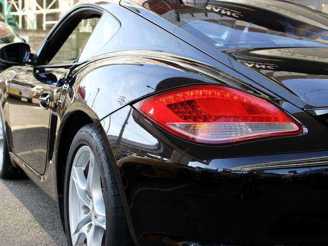 ケイマン S スポーツクロノパッケージ 禁煙車 純正ナビゲーション TV ブルートゥース レザーアルカンタラシート シートヒーター 電動リクライニング バイキセノンヘッドライト PASM 電動リアウイング ETC(72枚目)