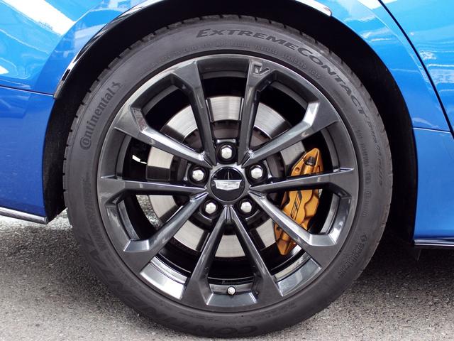 キャデラックATS-V ベクターブルースペシャル 限定車 禁煙車 純正ナビゲーション TV リアビューカメラ 電動レザーアルカンタラシート&ヒーター HUD BOSEサラウンドシステム ダークフィニッシュ鍛造アルミホイール ダークゴールドキャリパー(22枚目)