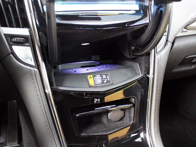 キャデラックATS-V ベクターブルースペシャル 限定車 禁煙車 純正ナビゲーション TV リアビューカメラ 電動レザーアルカンタラシート&ヒーター HUD BOSEサラウンドシステム ダークフィニッシュ鍛造アルミホイール ダークゴールドキャリパー(49枚目)