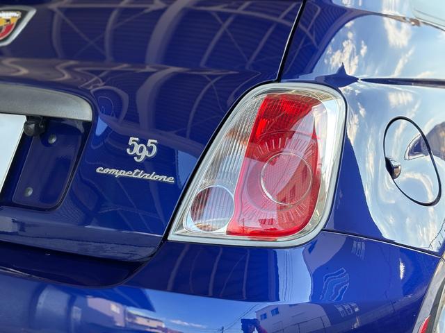 ボディ色艶もあり大事に扱われていたことが分かる一台です