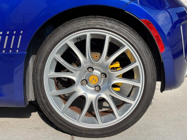 タイヤは２０２０年製のブリジストンポテンザ装着