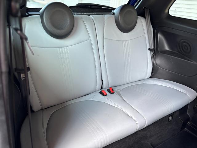 リヤシートも使用感感じません