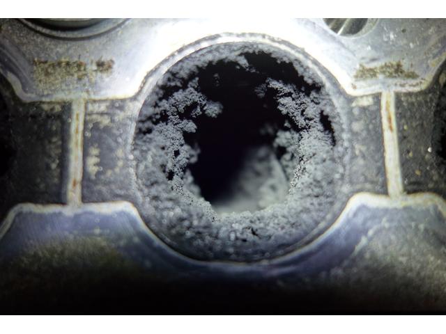 ＭＩＮＩ クーパーＤ　クラブマン　弊社ユーザー様車両　ワンオーナー　カーボンクリーニング（4枚目）